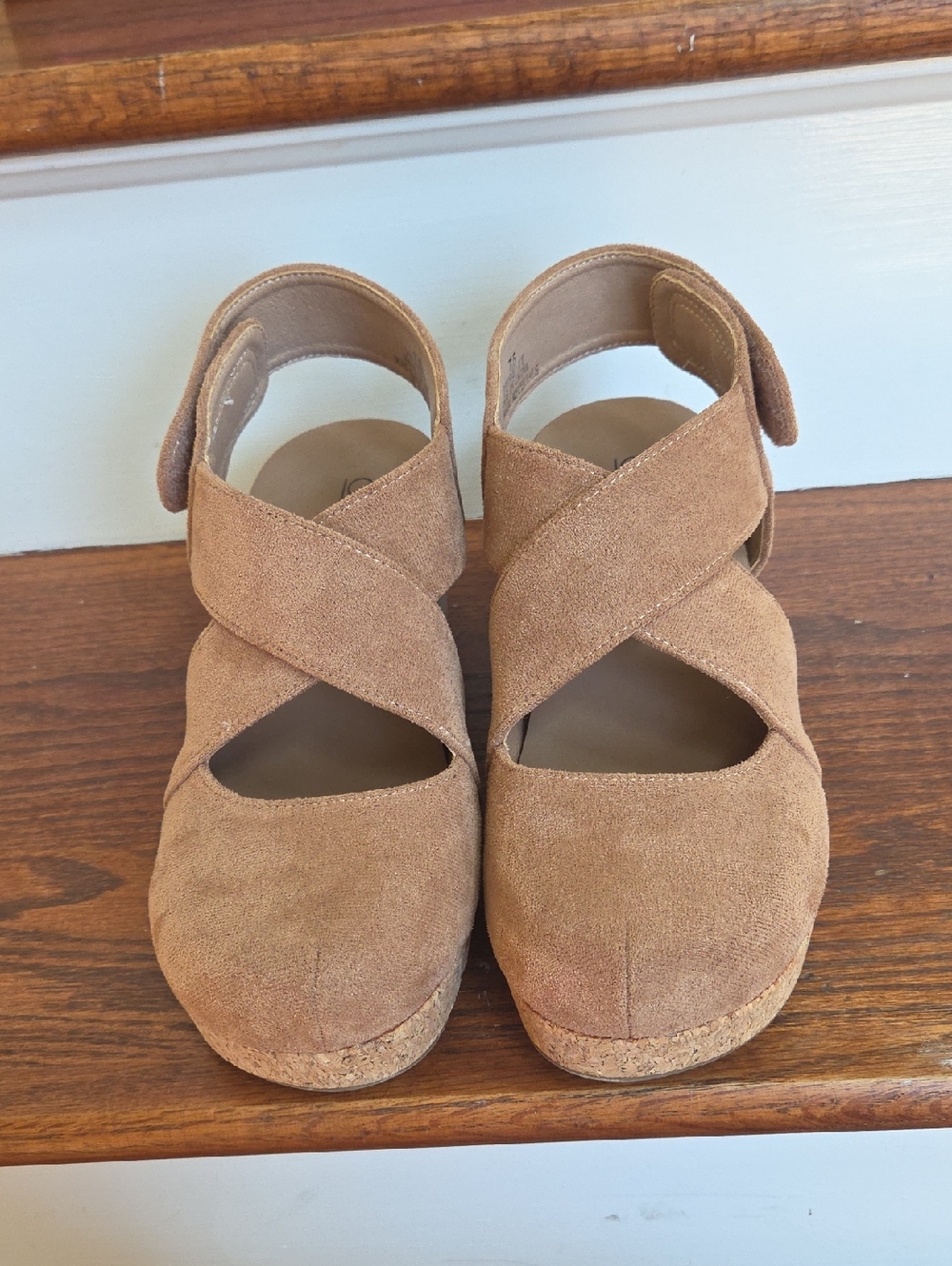 Corkys Prove IT wedge closed toe swede sandal 7.5 - Picture 4 of 8